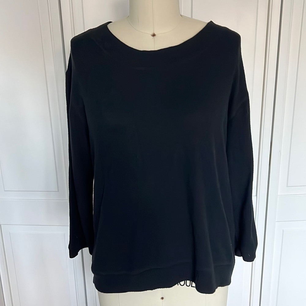 Stem Black Sweater size M
